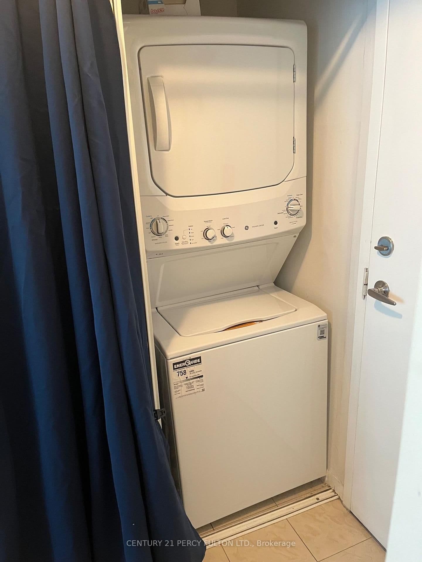 28 Harrison Garden Boulevard, Unit 709 thumbnail 10