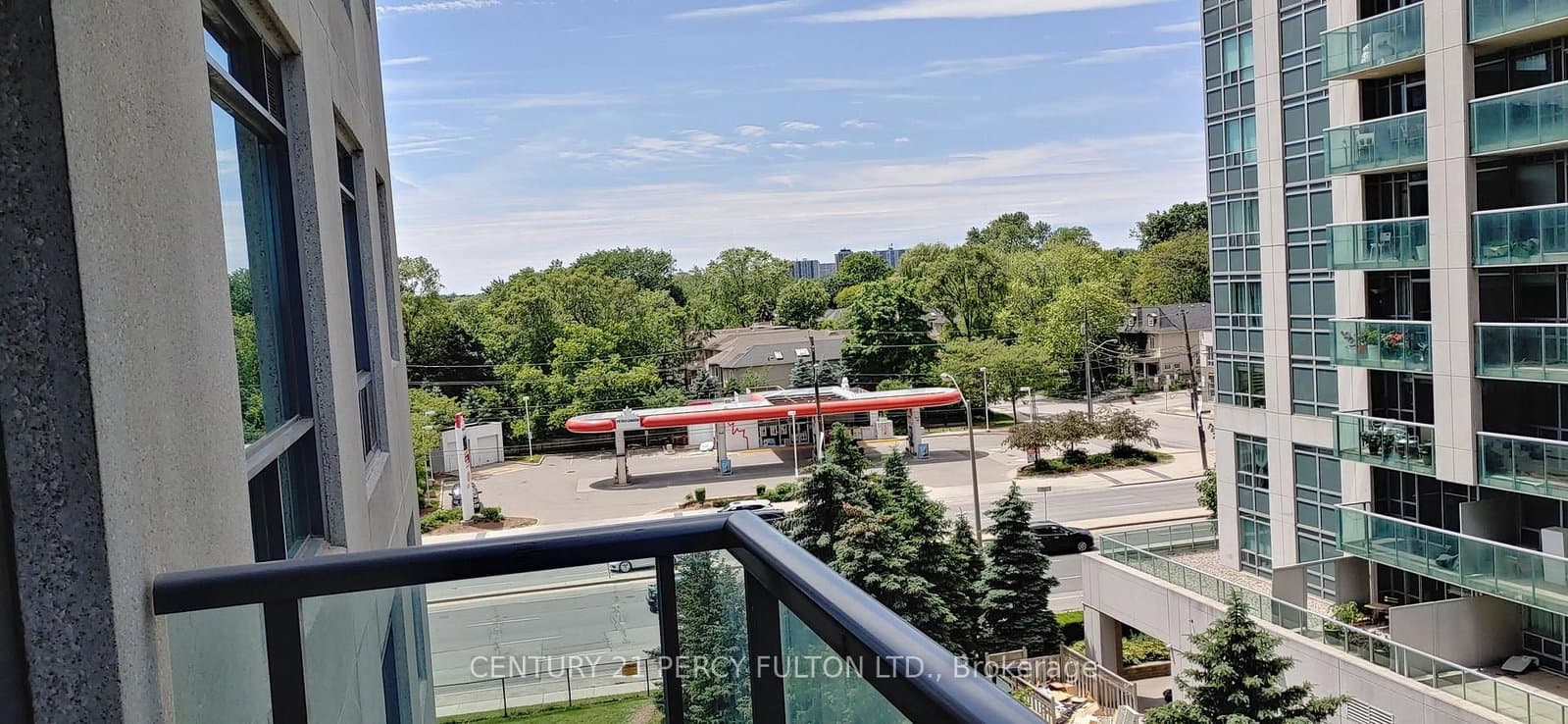 28 Harrison Garden Boulevard, Unit 709 thumbnail 16