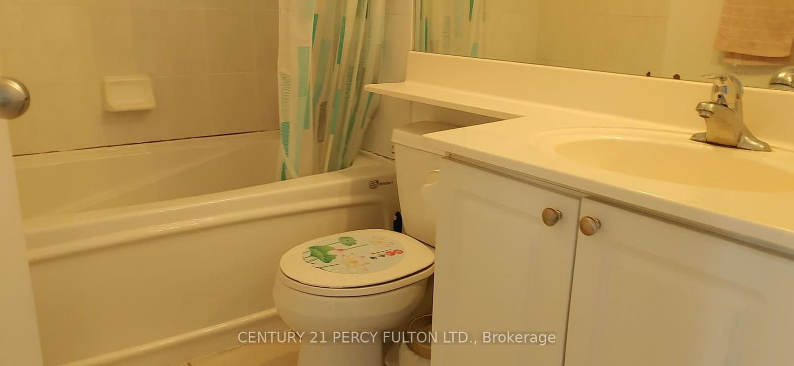28 Harrison Garden Boulevard, Unit 709 thumbnail 9