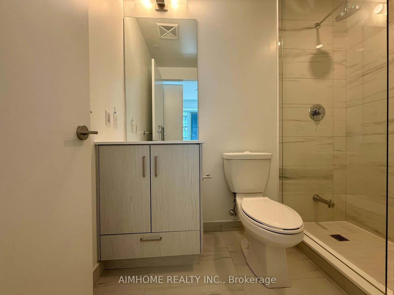180 Front Street E, Unit 2909 thumbnail 4