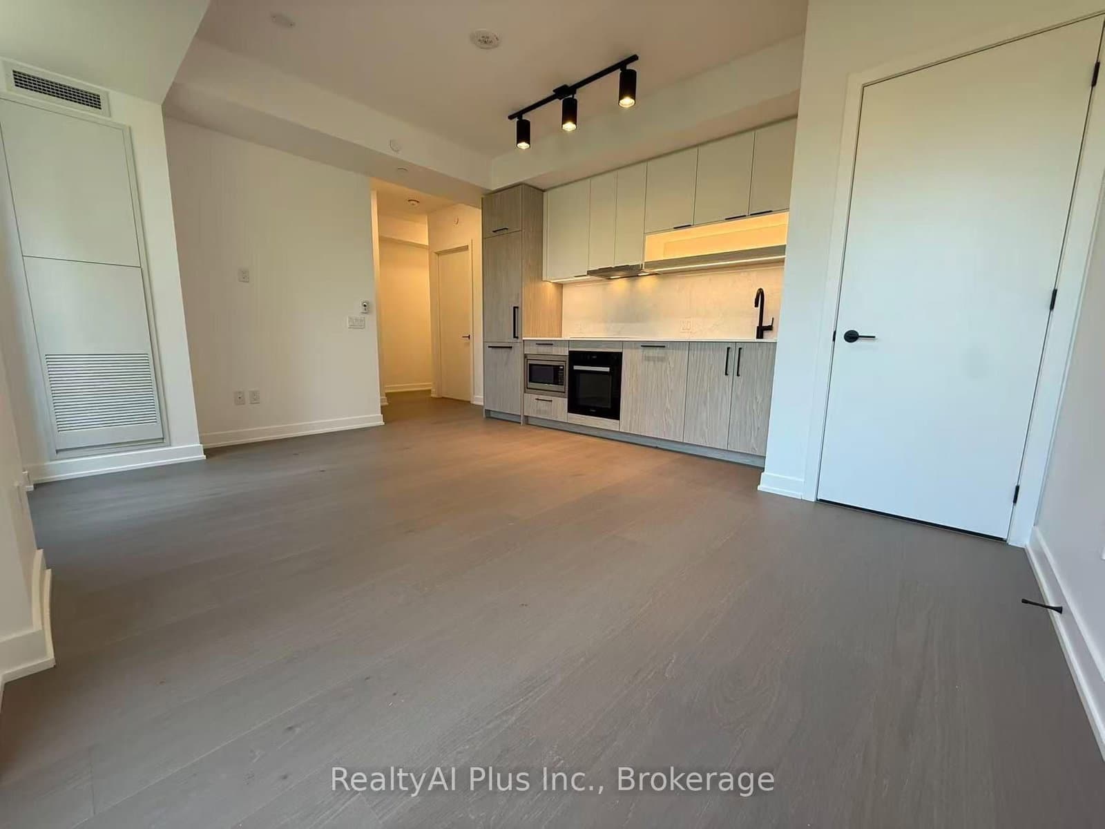 91 Montclair Avenue, Unit 606 - Image 1