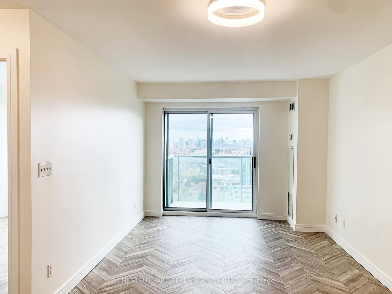 18 Harrison Garden Boulevard, Unit 2504 thumbnail 5