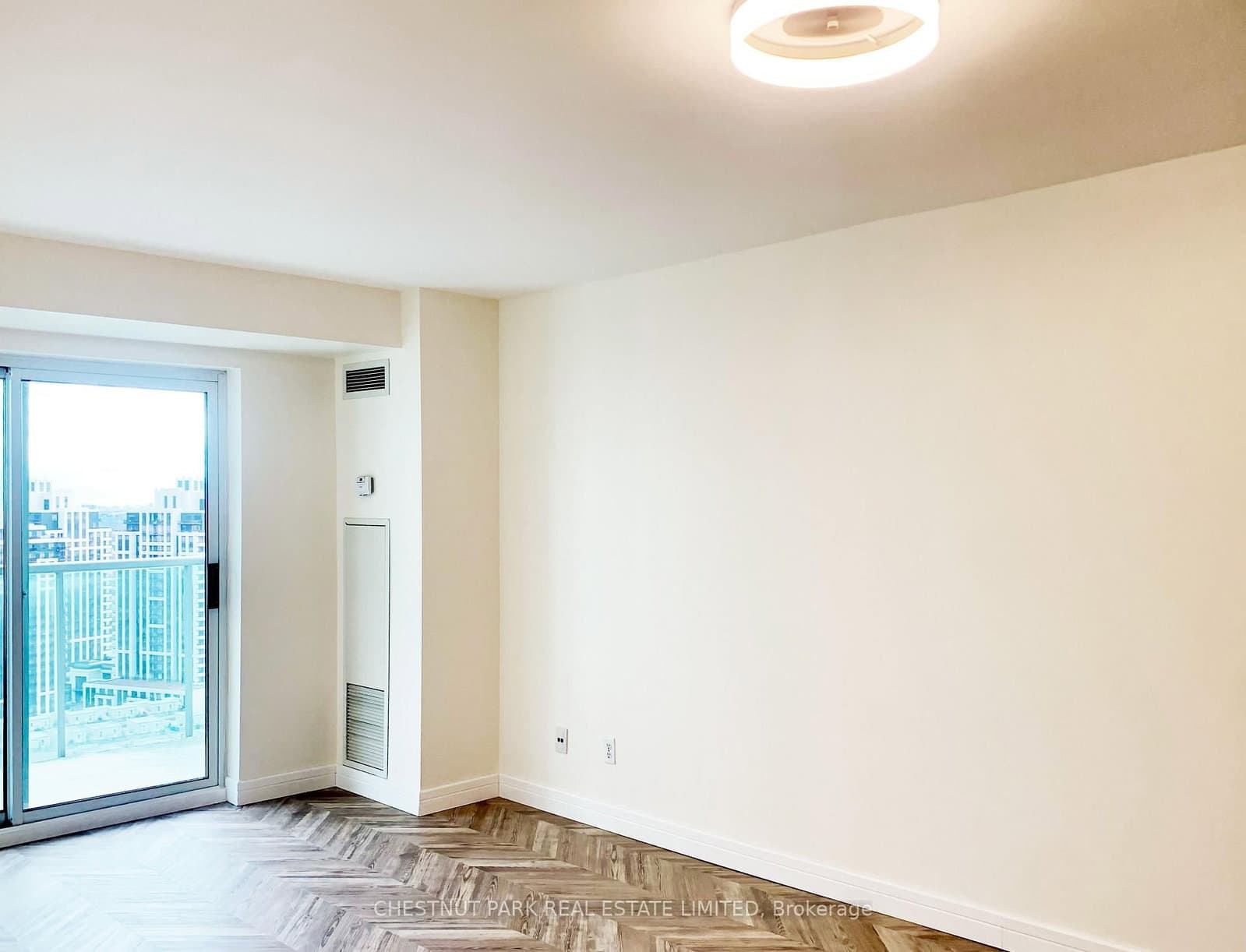 18 Harrison Garden Boulevard, Unit 2504 thumbnail 7