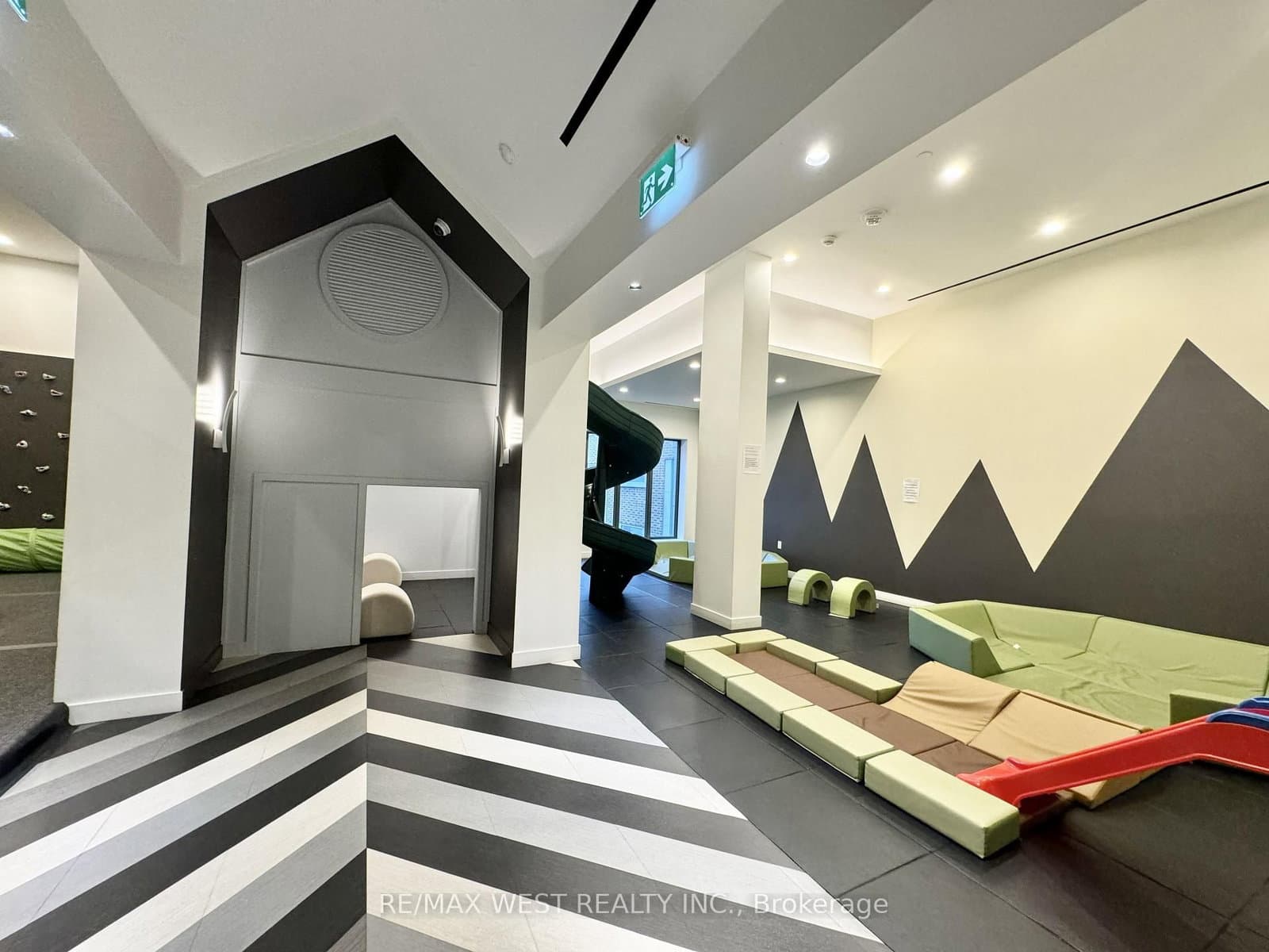 39 Roehampton Avenue, Unit 4603 thumbnail 44