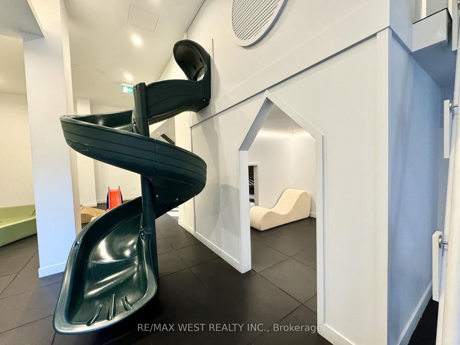 39 Roehampton Avenue, Unit 4603 thumbnail 45