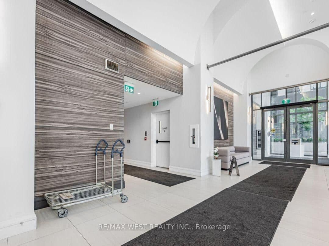 39 Roehampton Avenue, Unit 4603 thumbnail 48
