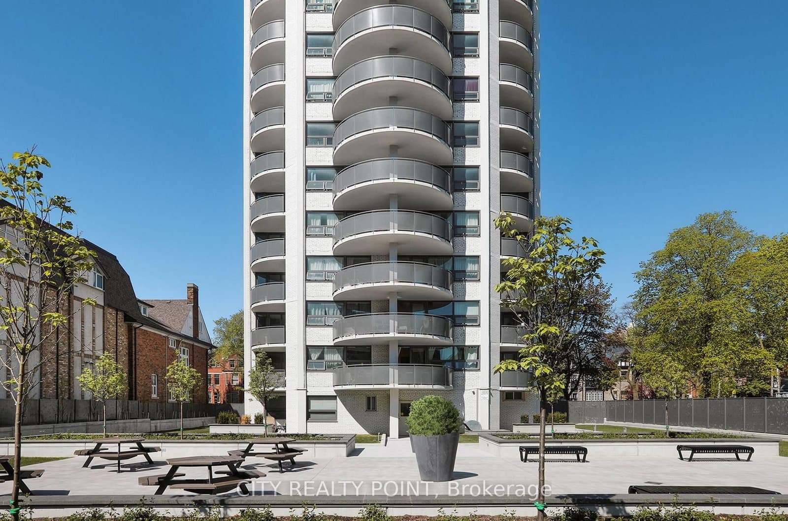 #204 - 485 Huron Street