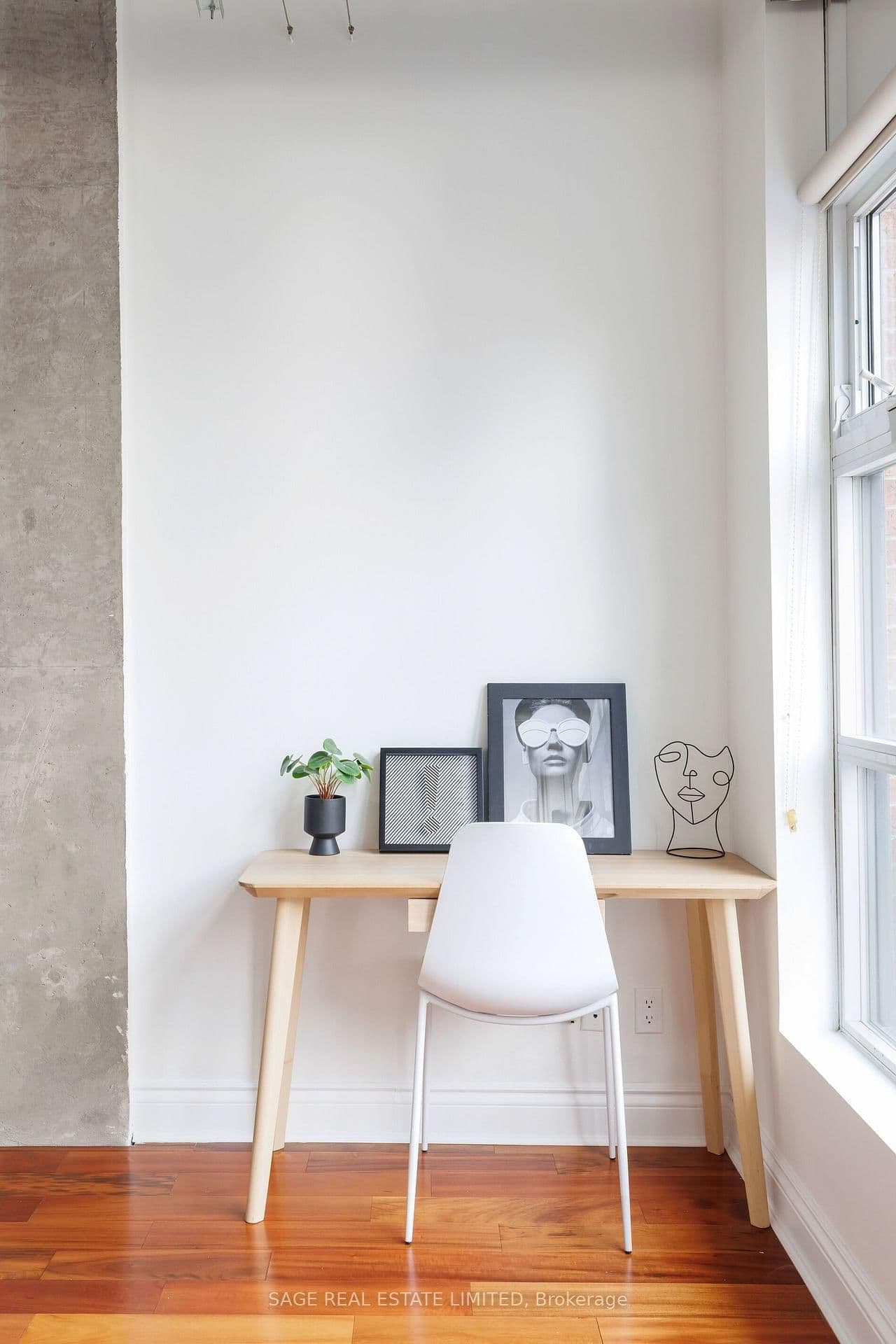 261 King Street E, Unit 402 thumbnail 16