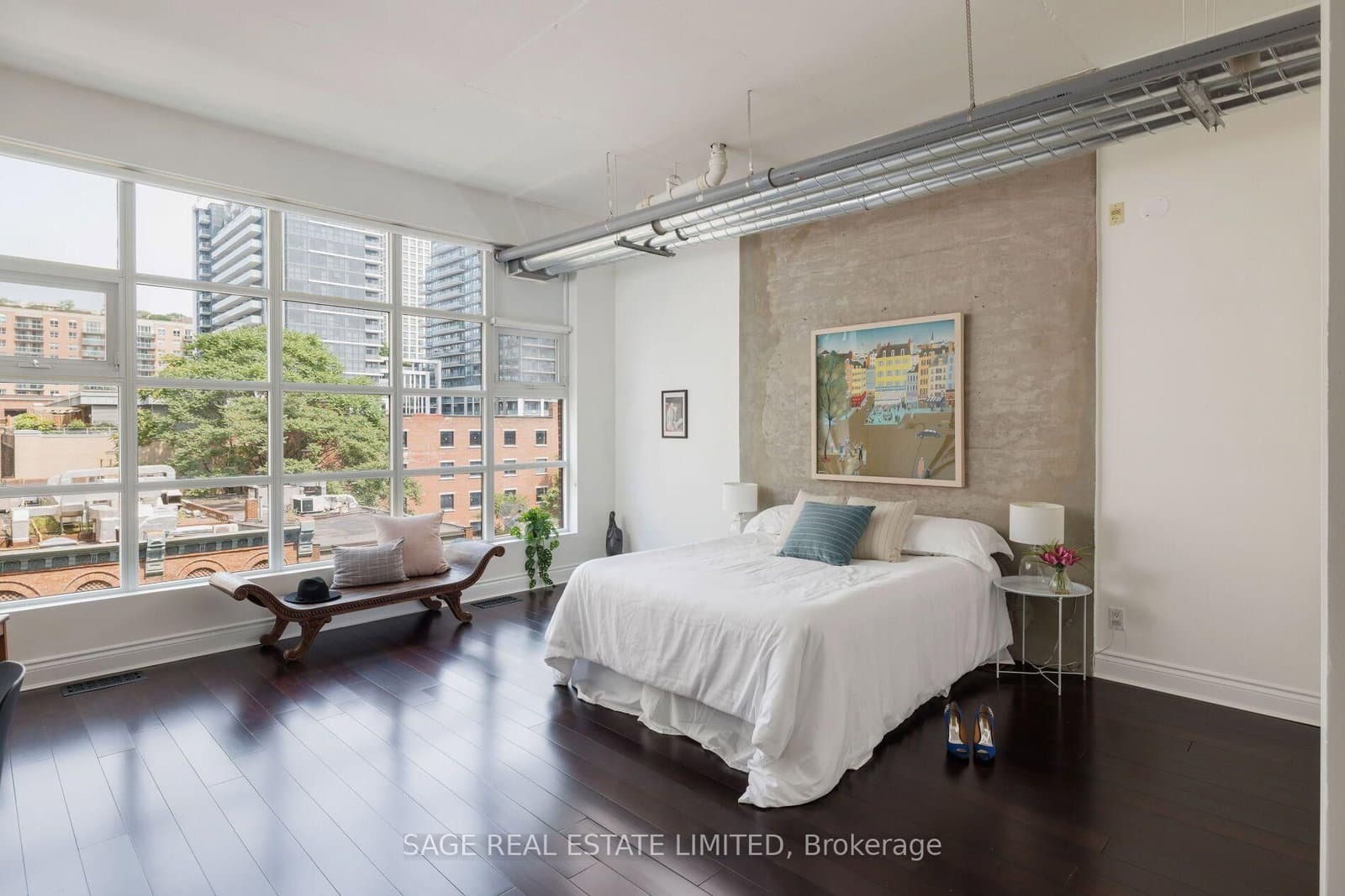 261 King Street E, Unit 402 thumbnail 32