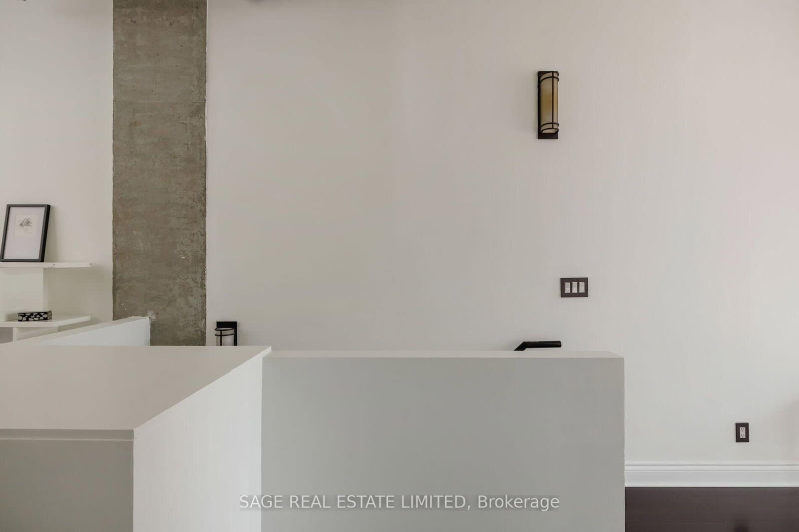 261 King Street E, Unit 402 thumbnail 39