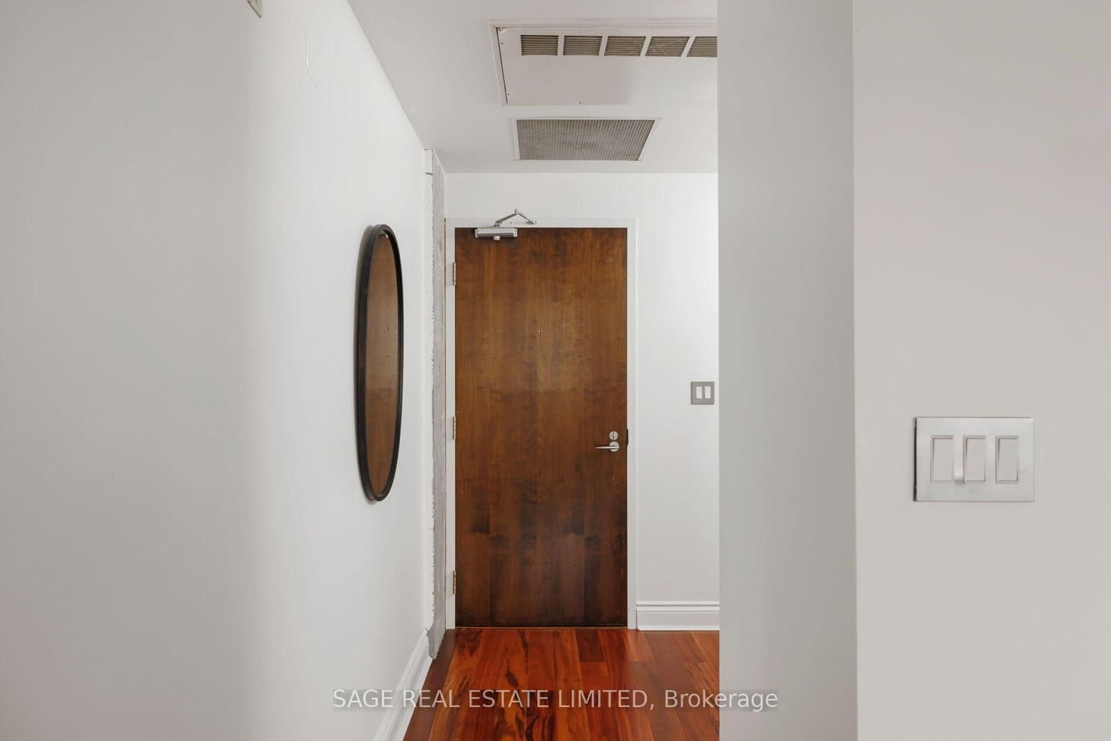 261 King Street E, Unit 402 thumbnail 4