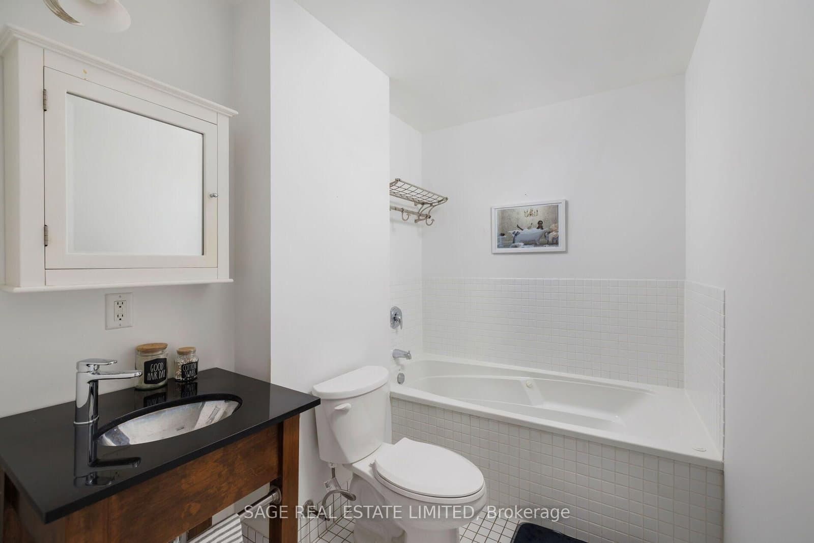 261 King Street E, Unit 402 thumbnail 47