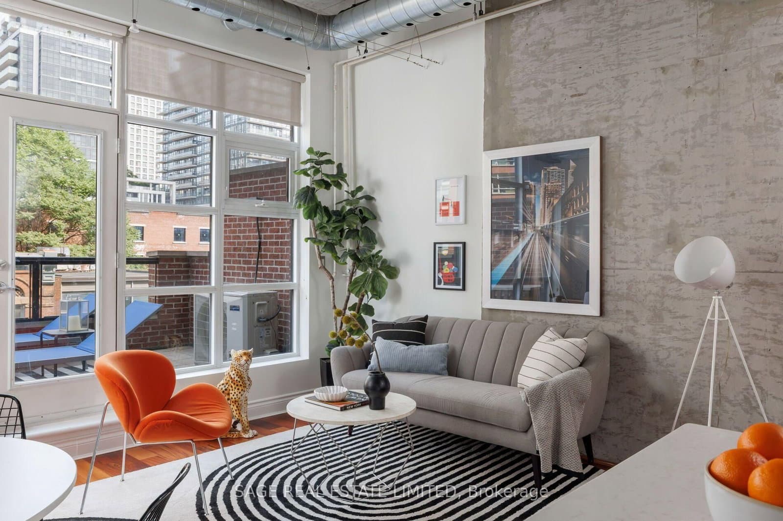 261 King Street E, Unit 402 thumbnail 8