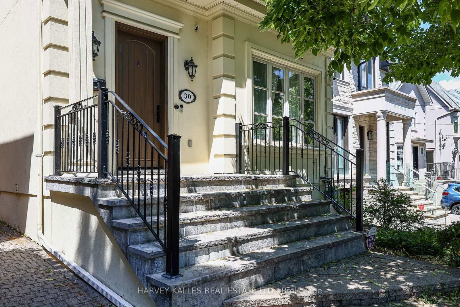 30 Walder Avenue thumbnail 2