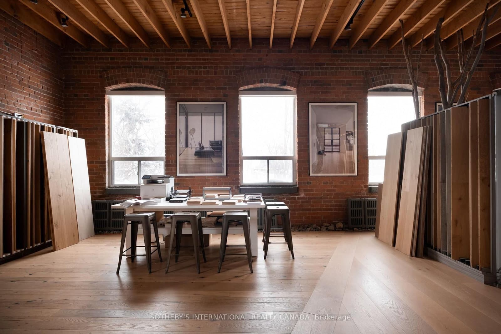 287 Macpherson Avenue, Unit 303 thumbnail 4