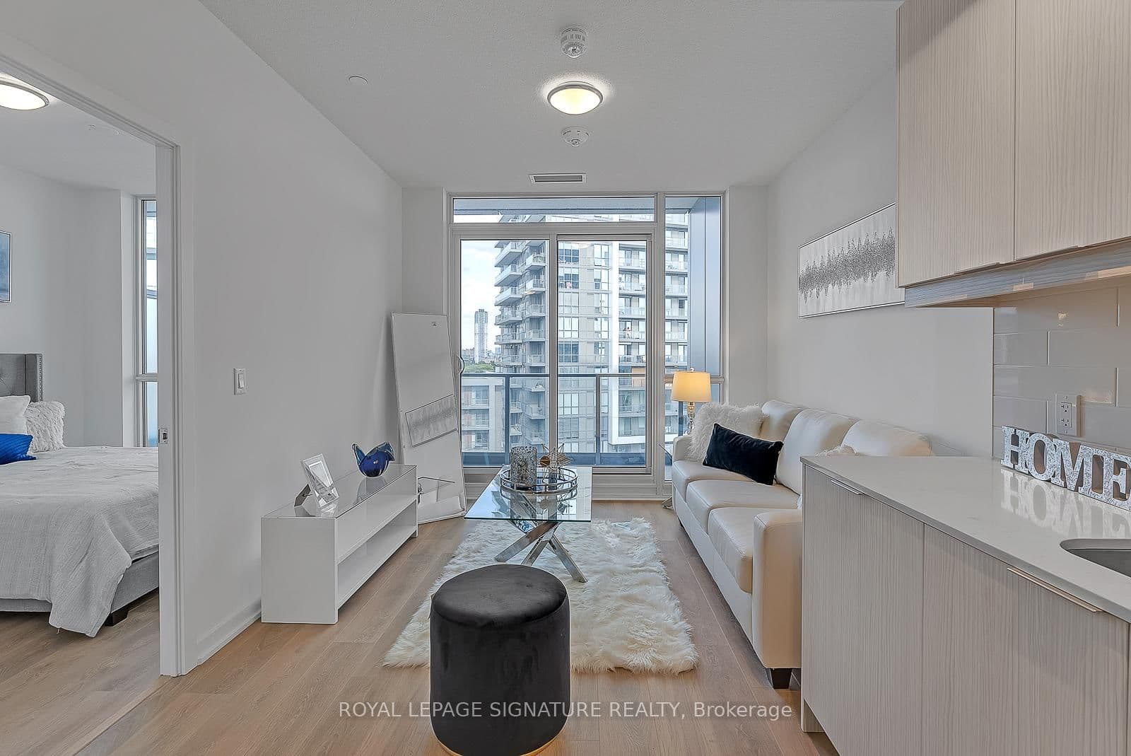 36 Forest Manor Road, Unit 722 thumbnail 6