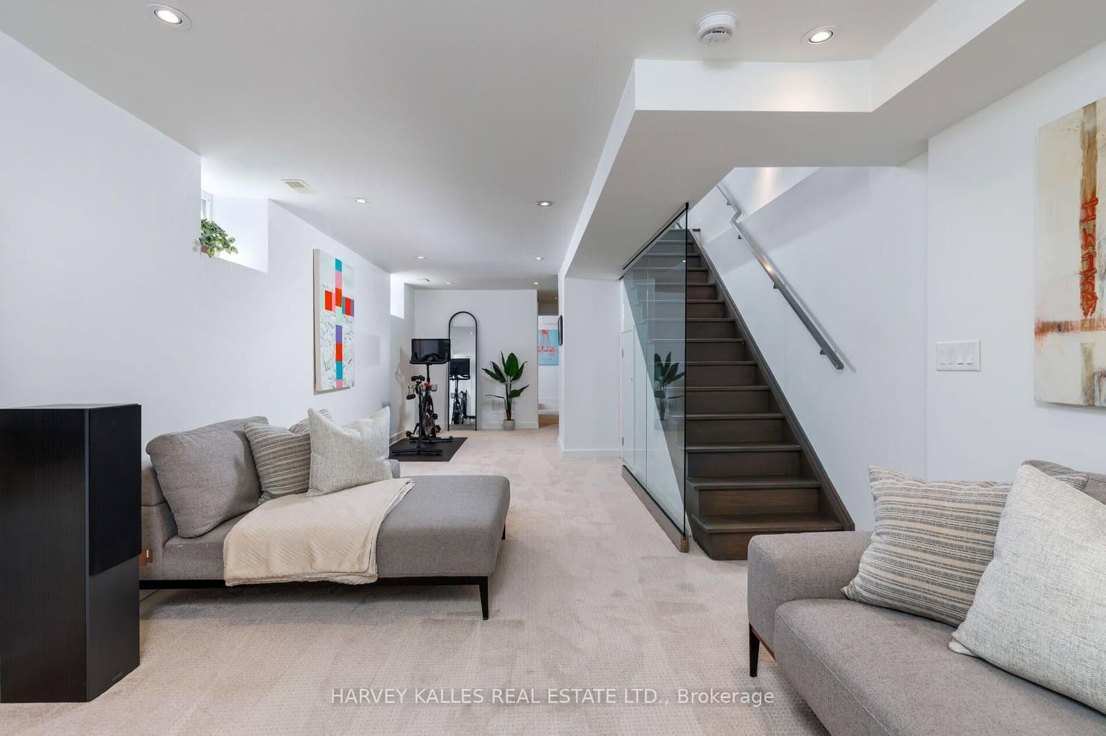 128 Montgomery Avenue thumbnail 29