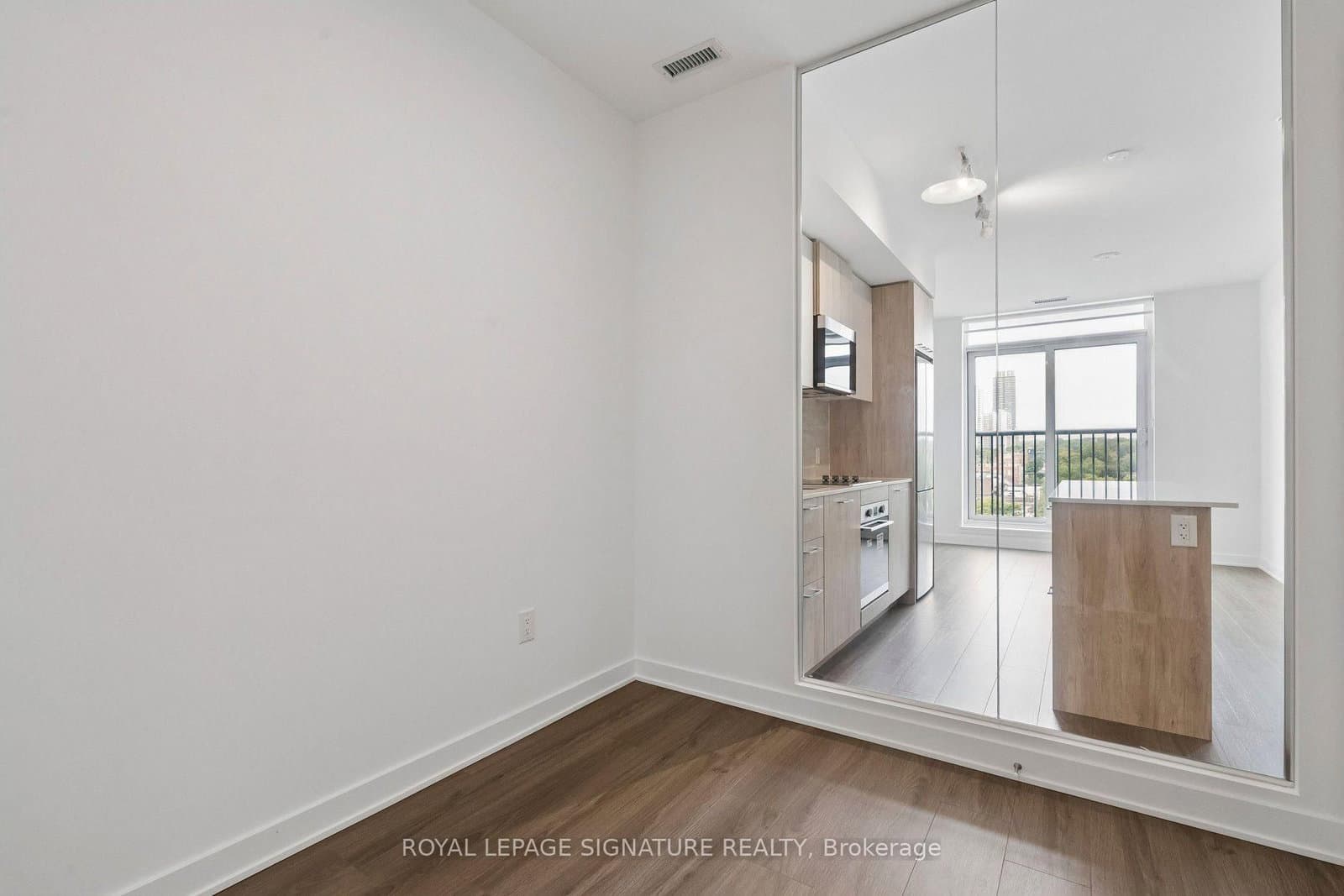 30 Dreamers Way, Unit 822 thumbnail 11