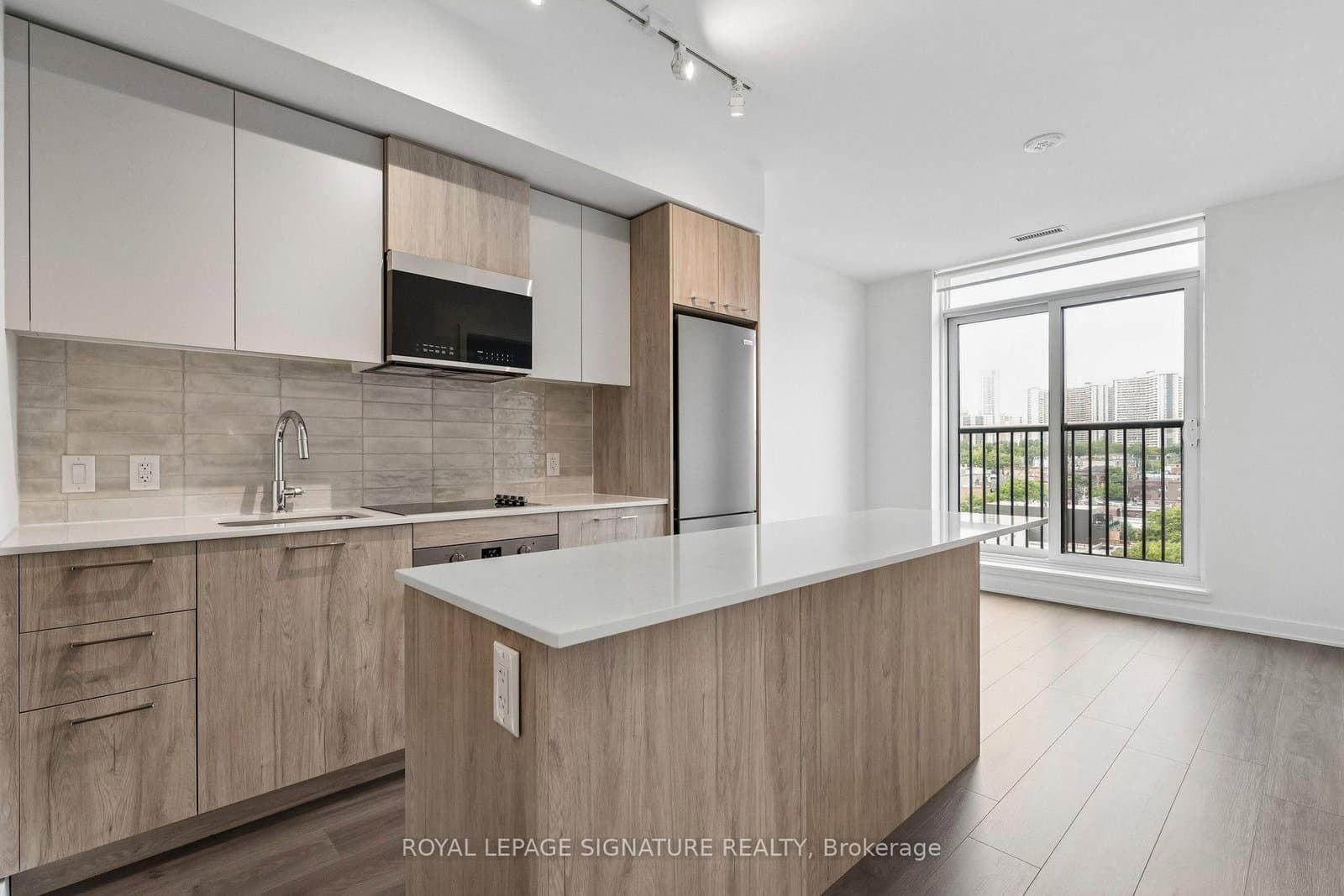 30 Dreamers Way, Unit 822 thumbnail 2