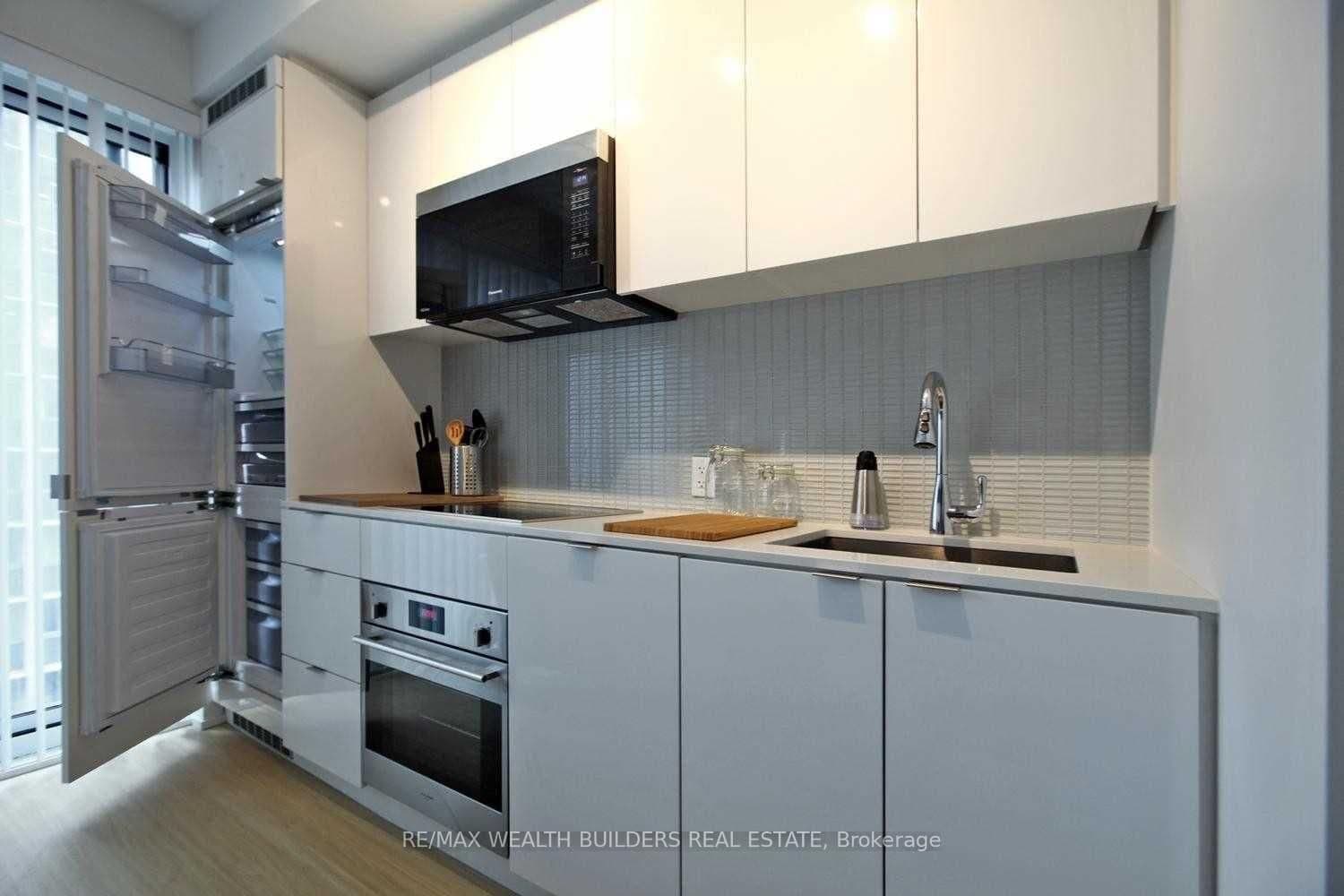 7 Grenville Street, Unit 1108 thumbnail 12