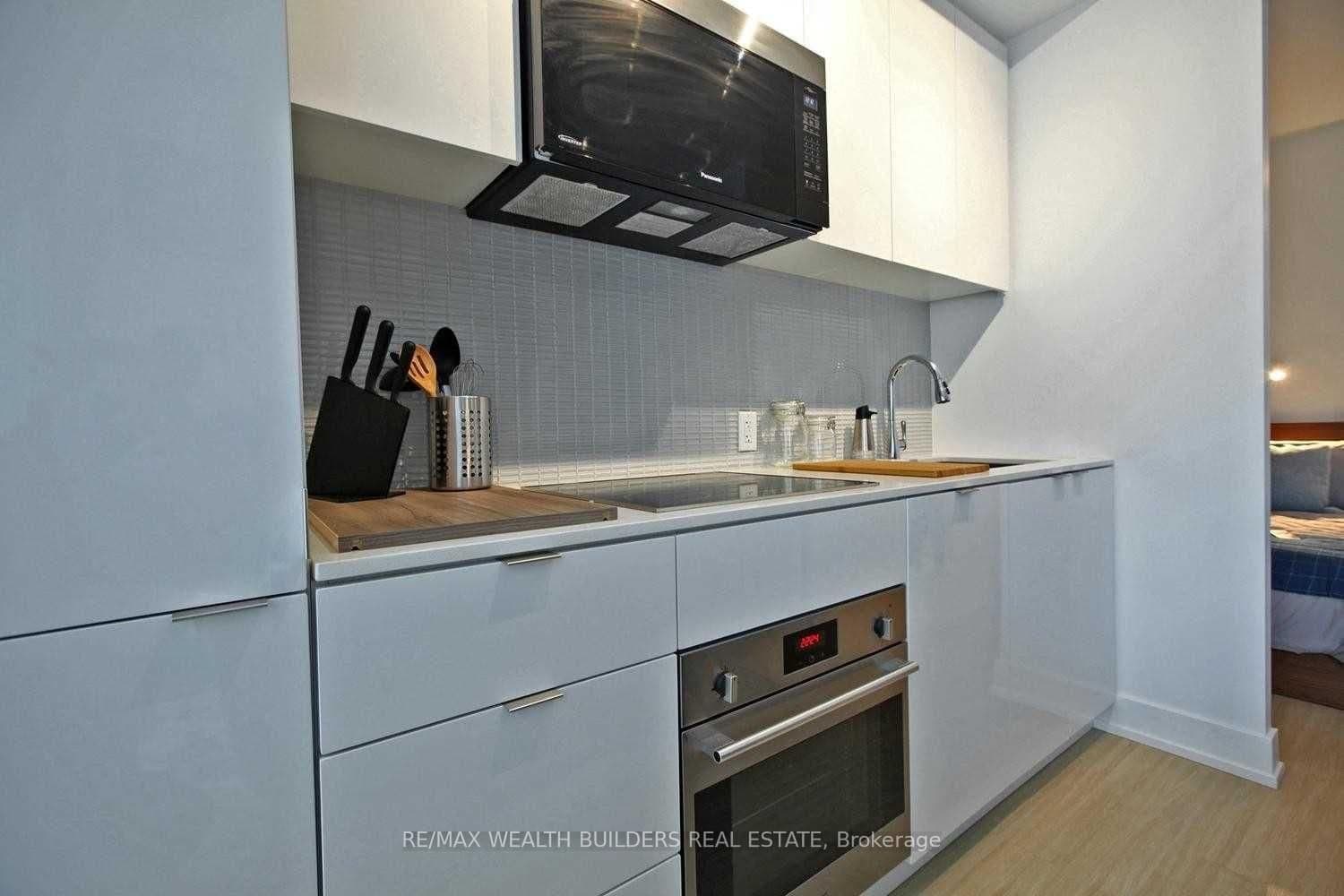 7 Grenville Street, Unit 1108 thumbnail 14