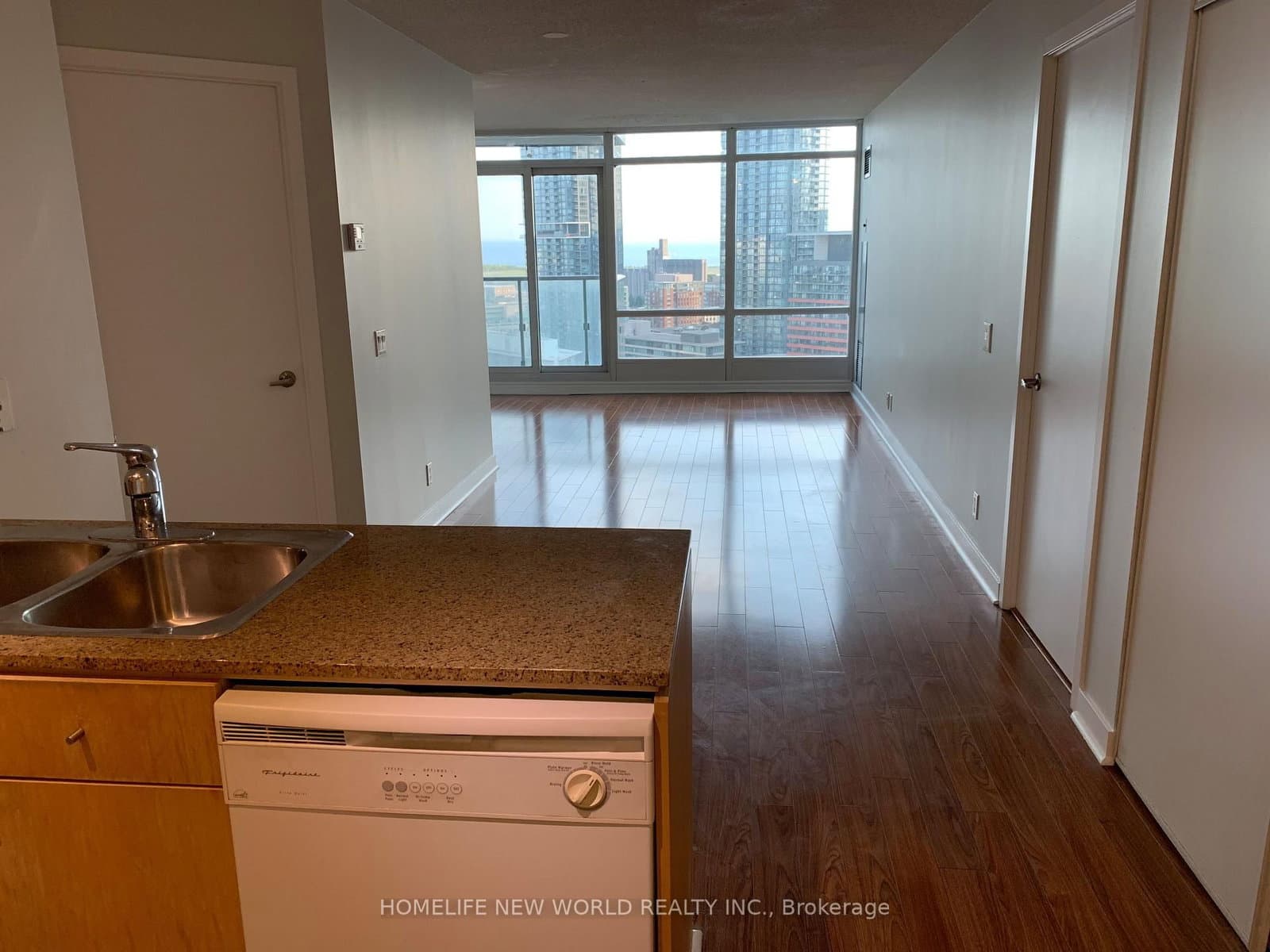 361 Front Street, Unit 2607 thumbnail 3