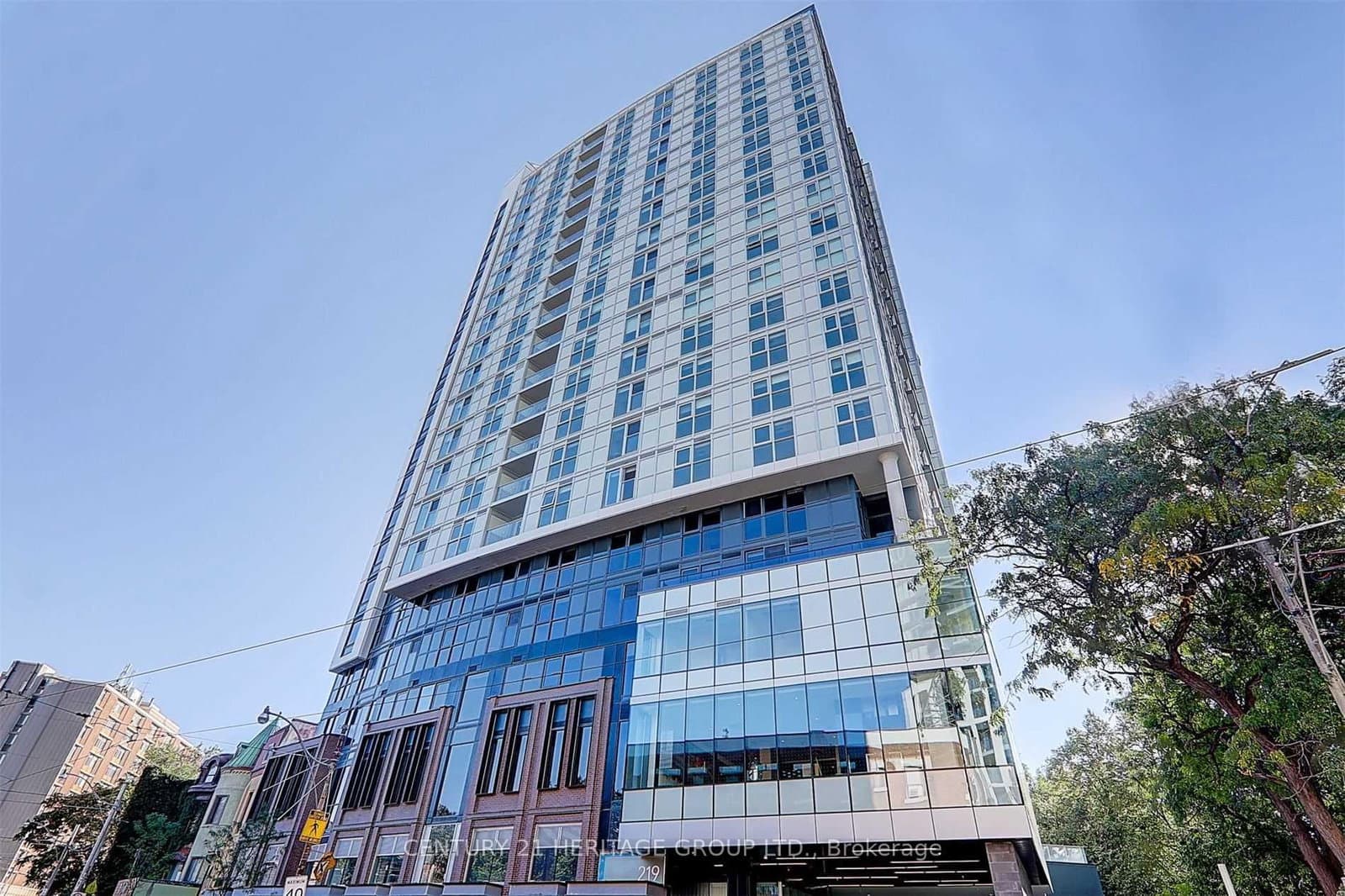 219 Dundas Street E, Unit 2015