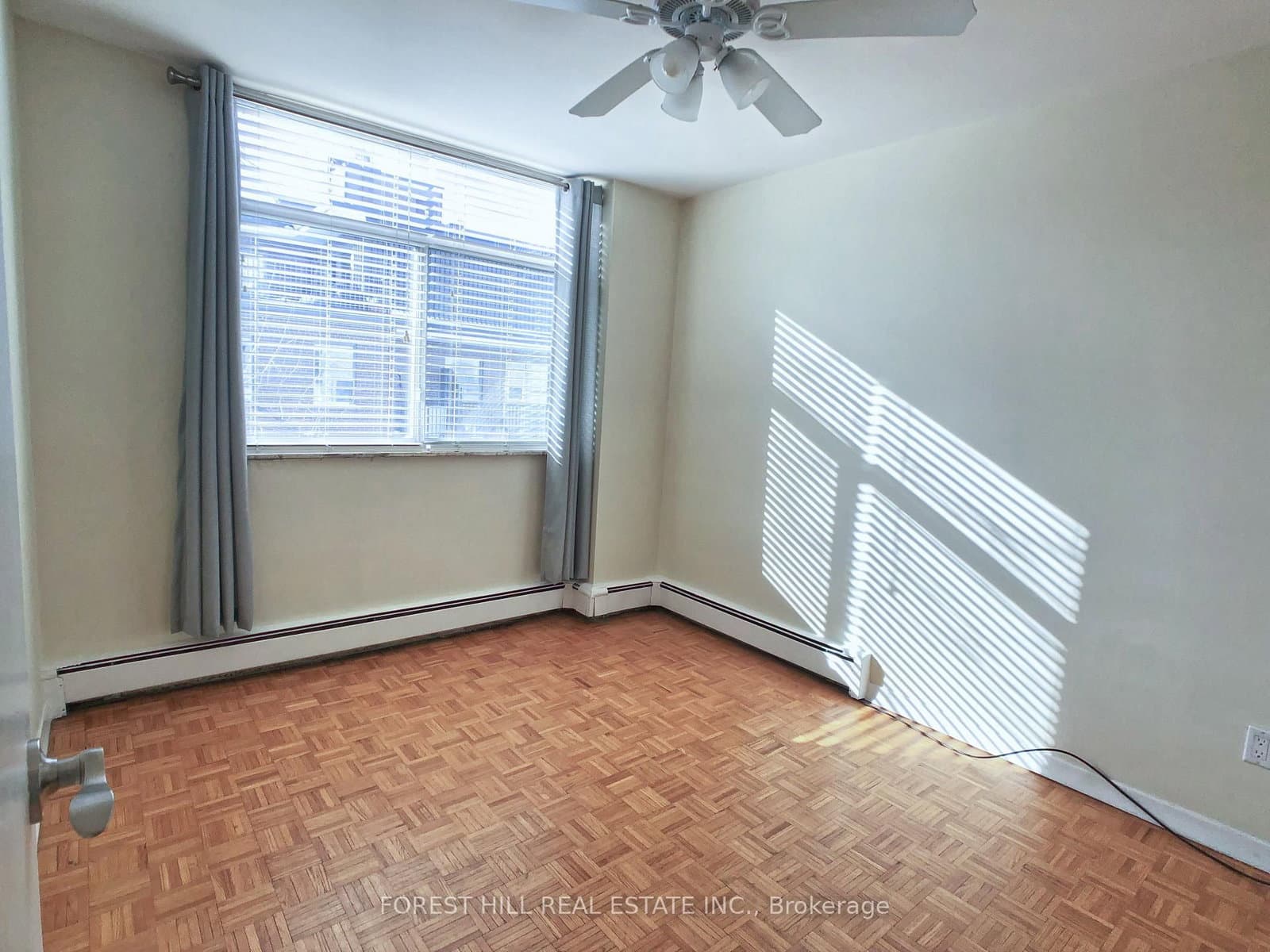 335 Lonsdale Road, Unit 502 thumbnail 14