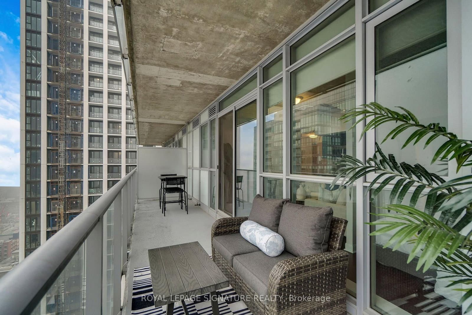 375 King Street, Unit 3210 thumbnail 24