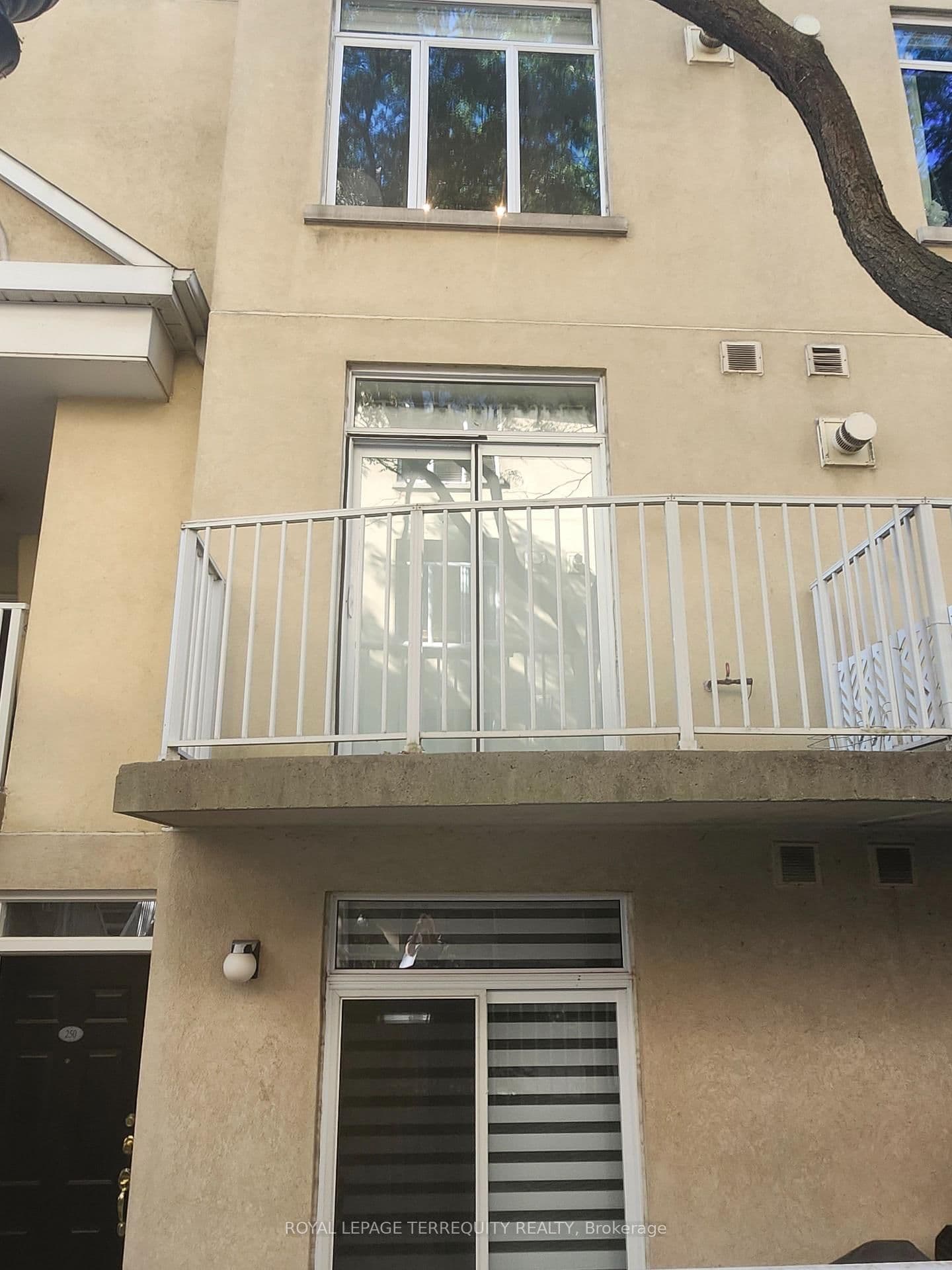 30 Stadium Road, Unit 252 thumbnail 8
