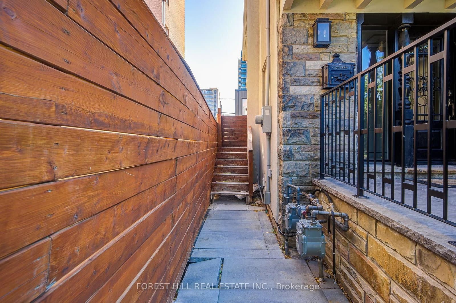 85 Vaughan Road, Unit 5 thumbnail 12
