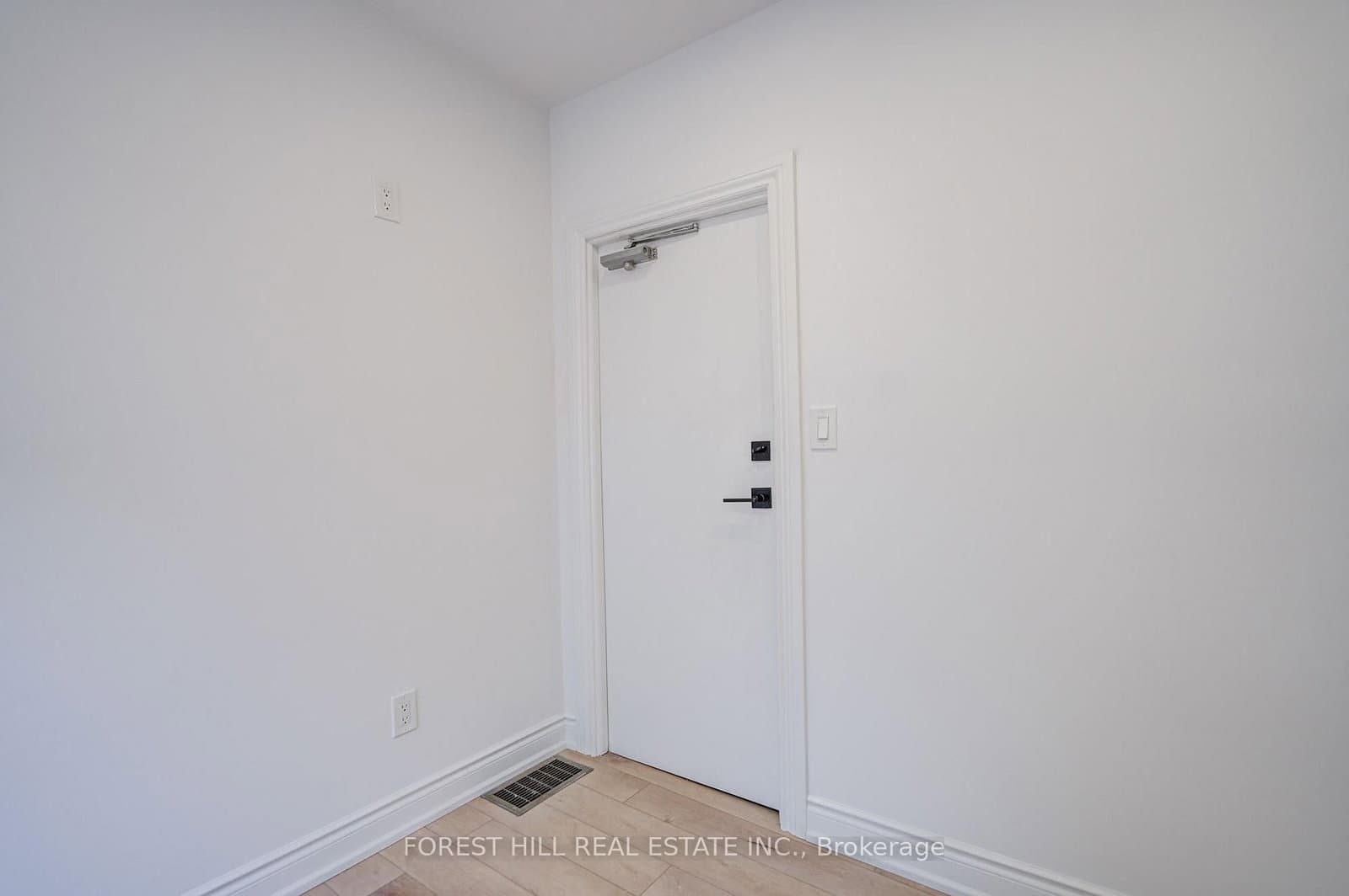 85 Vaughan Road, Unit 5 thumbnail 16