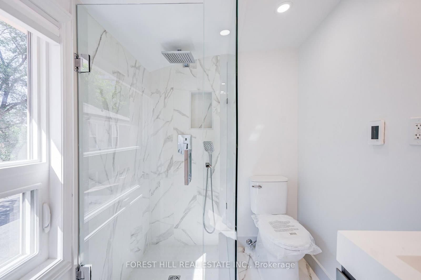 85 Vaughan Road, Unit 5 thumbnail 38