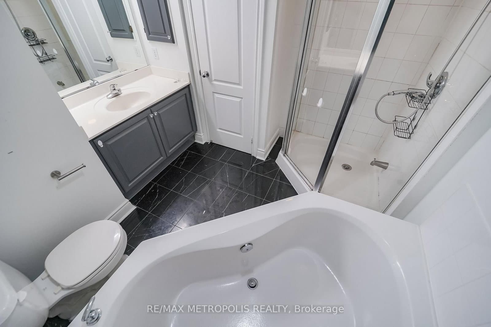 3 Rean Drive, Unit Th13 thumbnail 31
