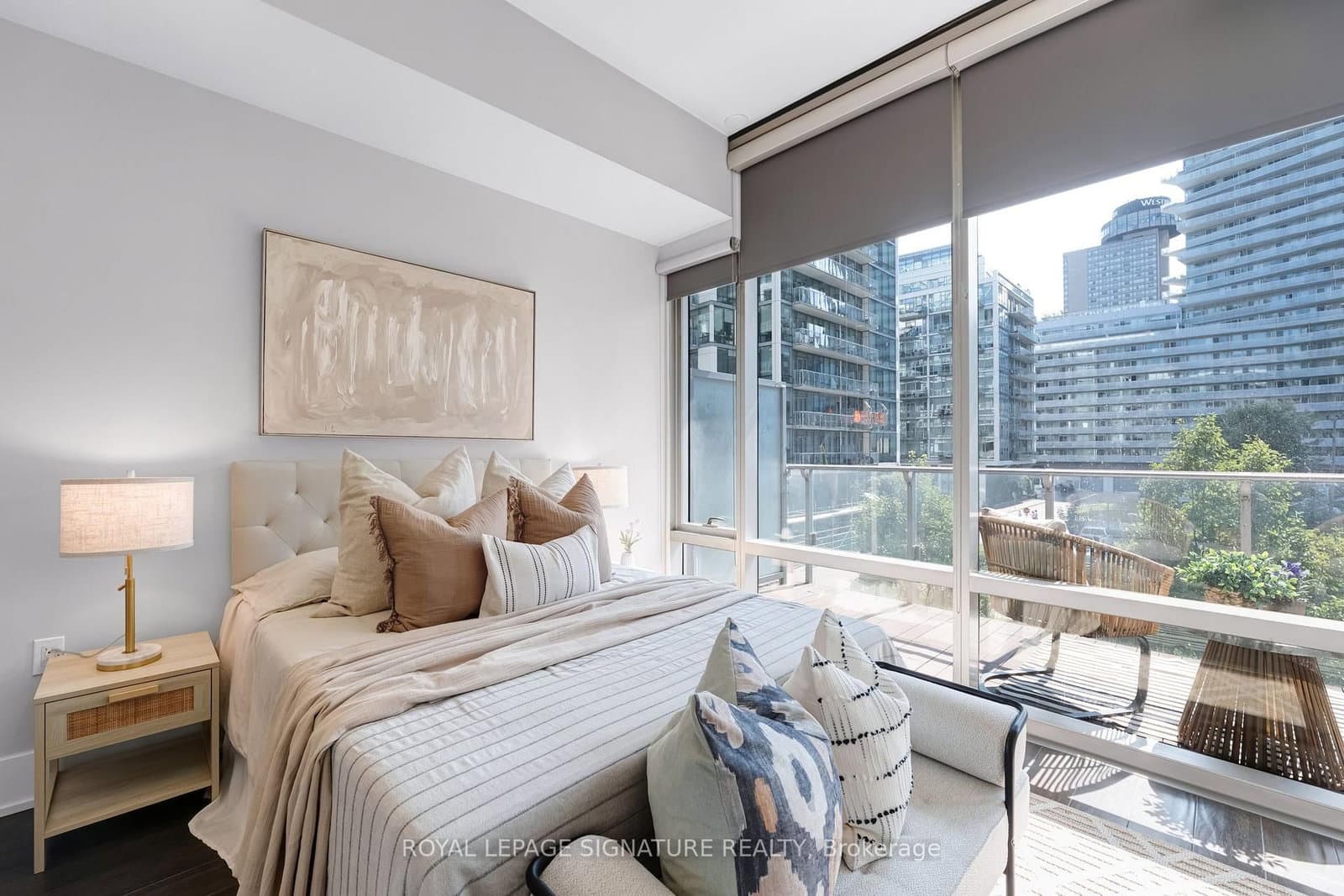 39 Queens Quay E, Unit 337 thumbnail 14