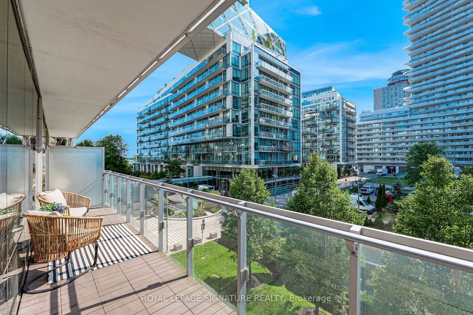 39 Queens Quay E, Unit 337 thumbnail 22