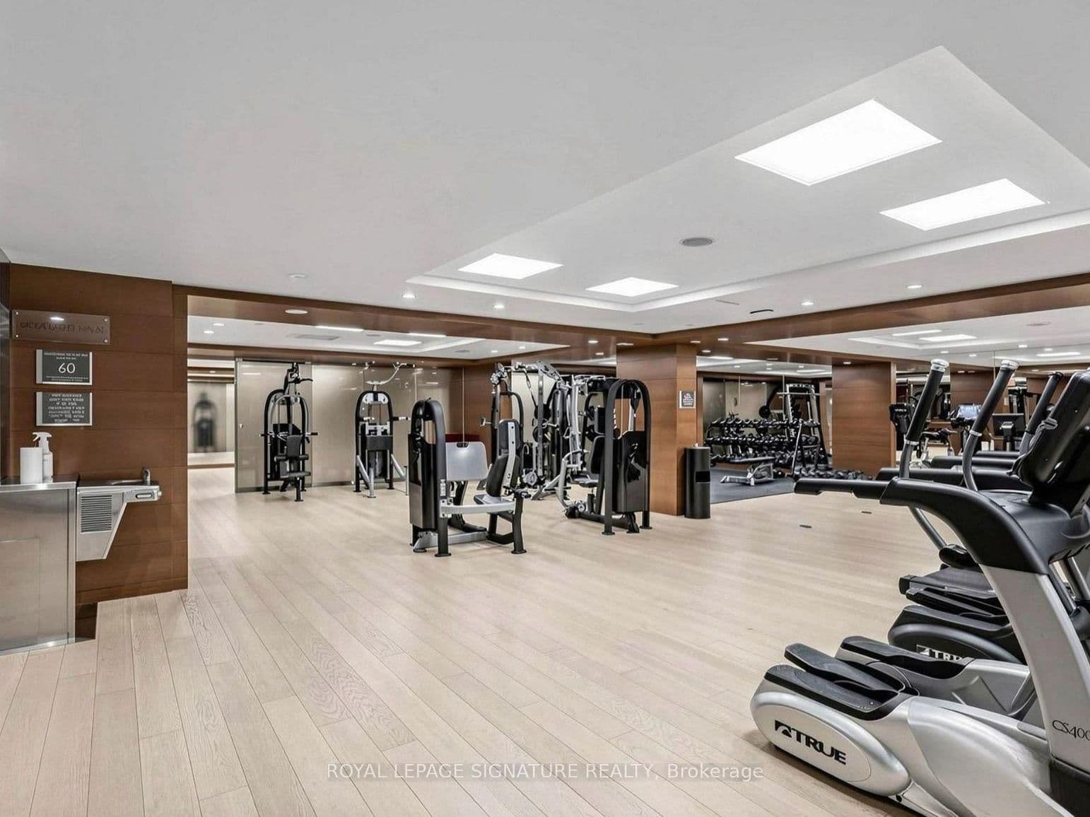 39 Queens Quay E, Unit 337 thumbnail 25
