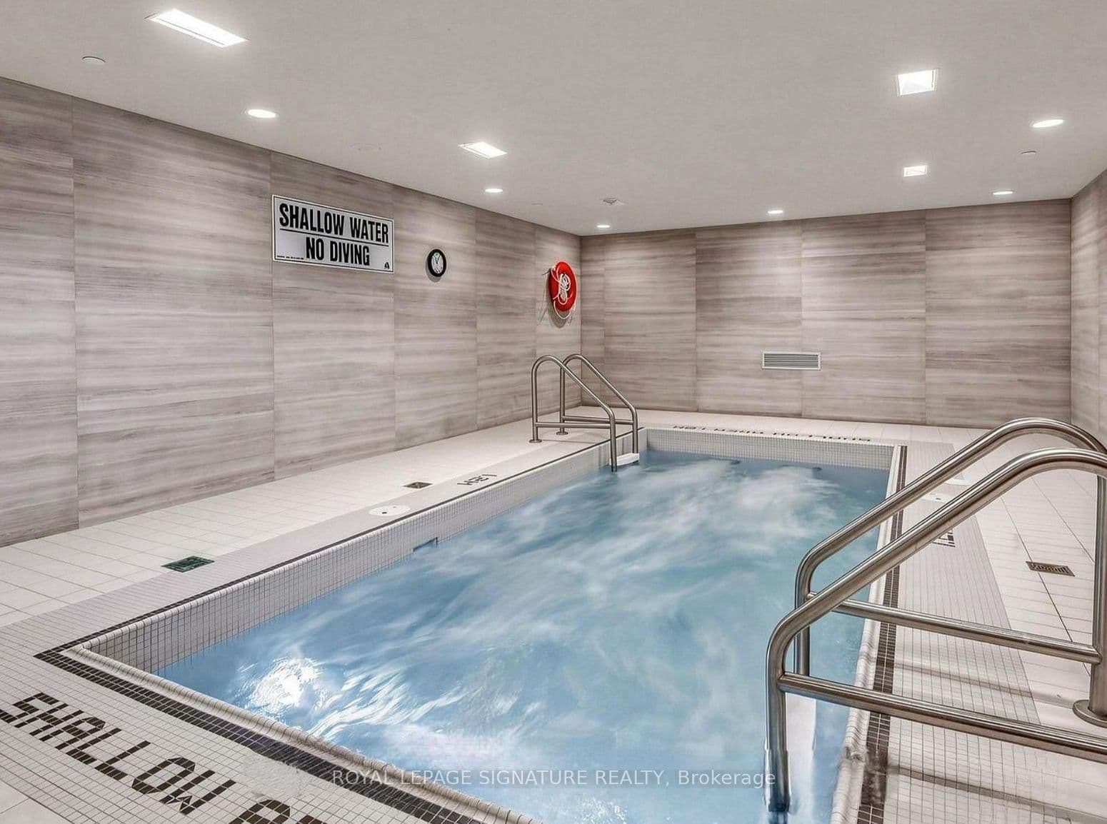 39 Queens Quay E, Unit 337 thumbnail 31