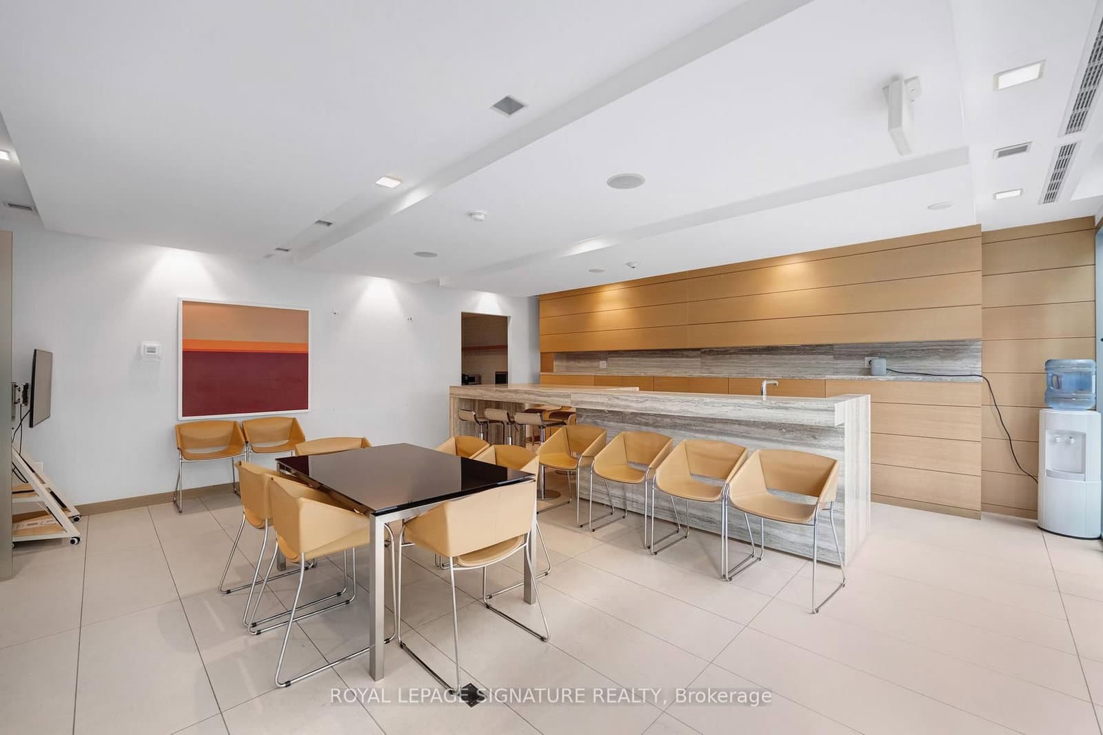 39 Queens Quay E, Unit 337 thumbnail 33