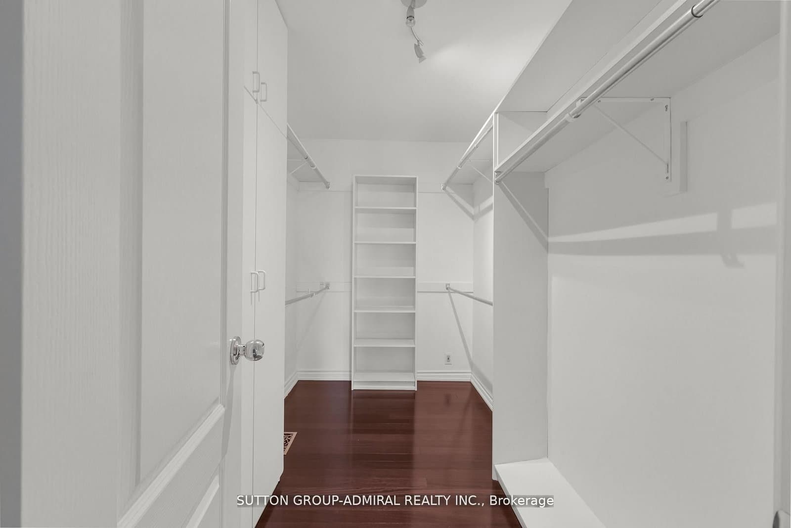 48 Berkindale Drive thumbnail 9