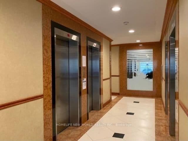 633 Bay Street, Unit 2613 thumbnail 6