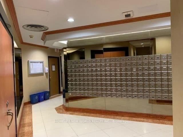 633 Bay Street, Unit 2613 thumbnail 7