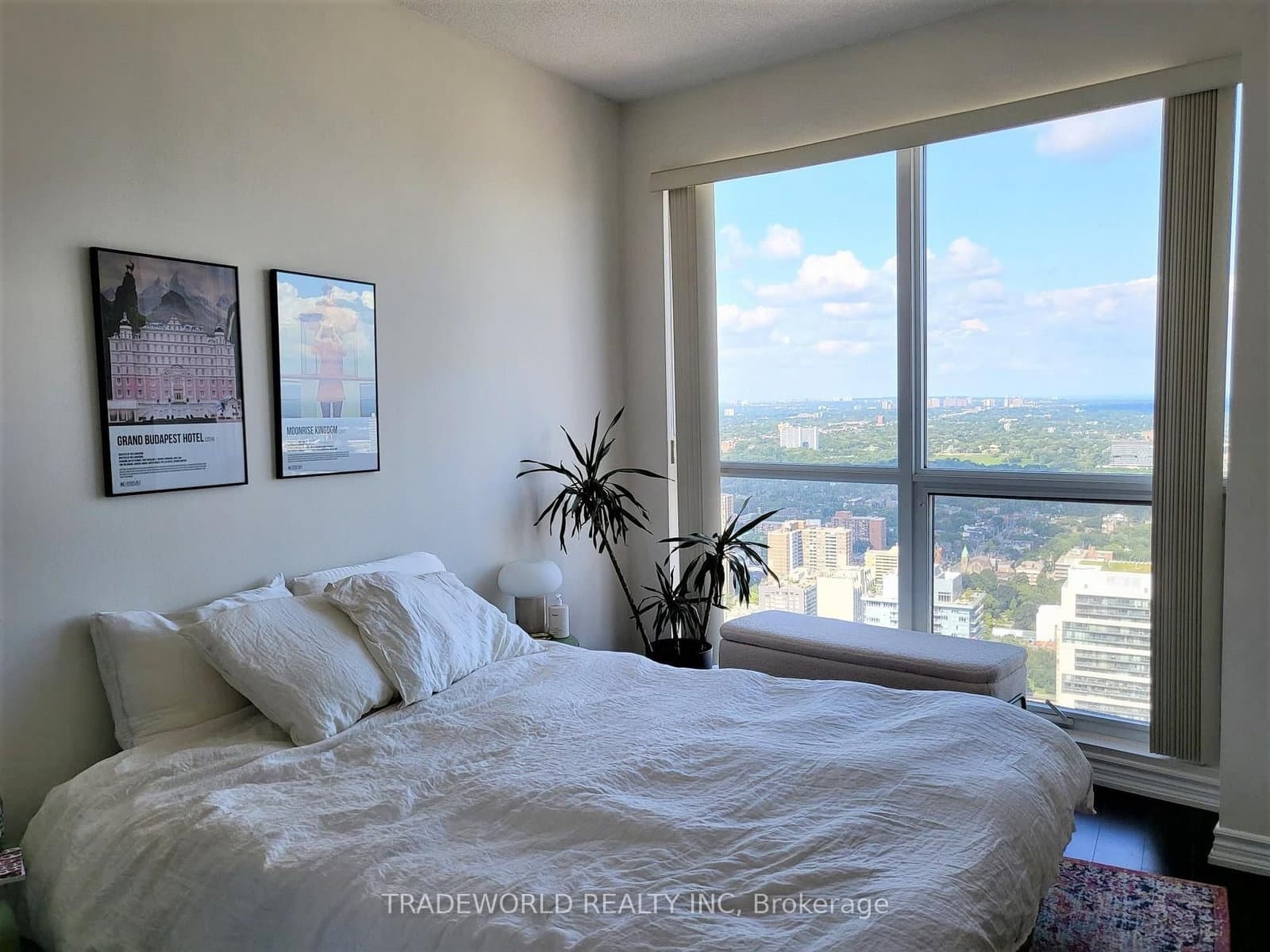 386 Yonge Street, Unit 5407 thumbnail 6