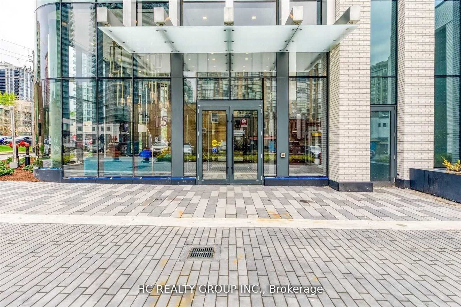 15 Holmes Avenue, Unit 605 thumbnail 2