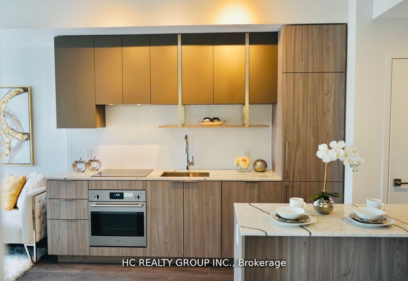 15 Holmes Avenue, Unit 605 thumbnail 5