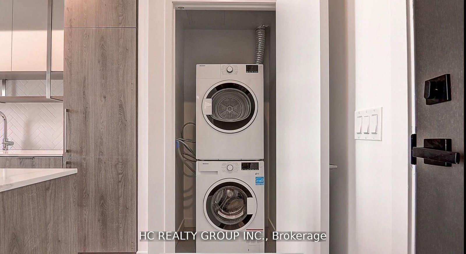 15 Holmes Avenue, Unit 605 thumbnail 8