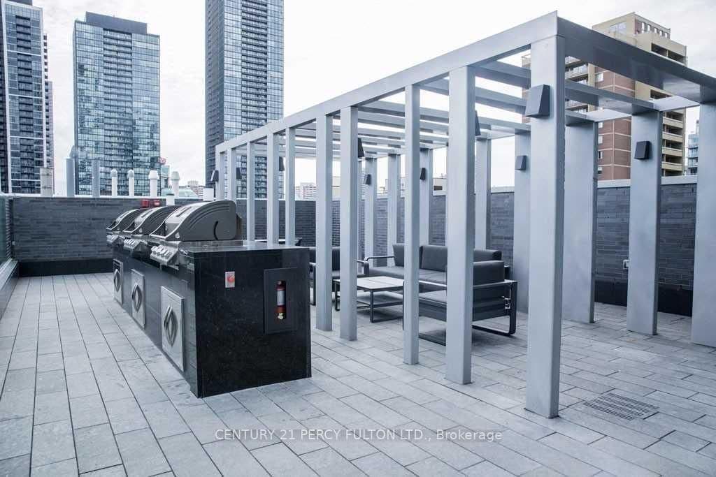50 Charles Street E, Unit 2108 thumbnail 20