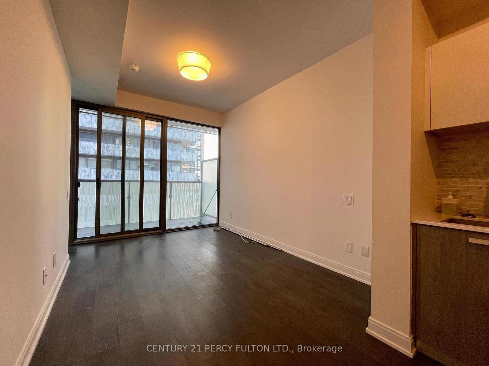 50 Charles Street E, Unit 2108 thumbnail 6