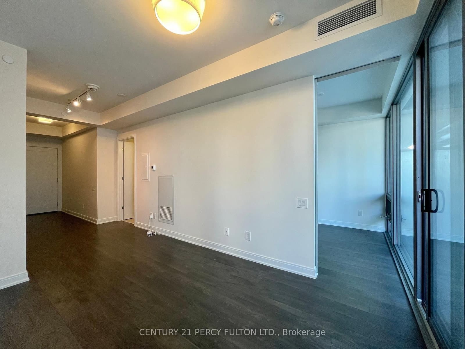 50 Charles Street E, Unit 2108 thumbnail 7