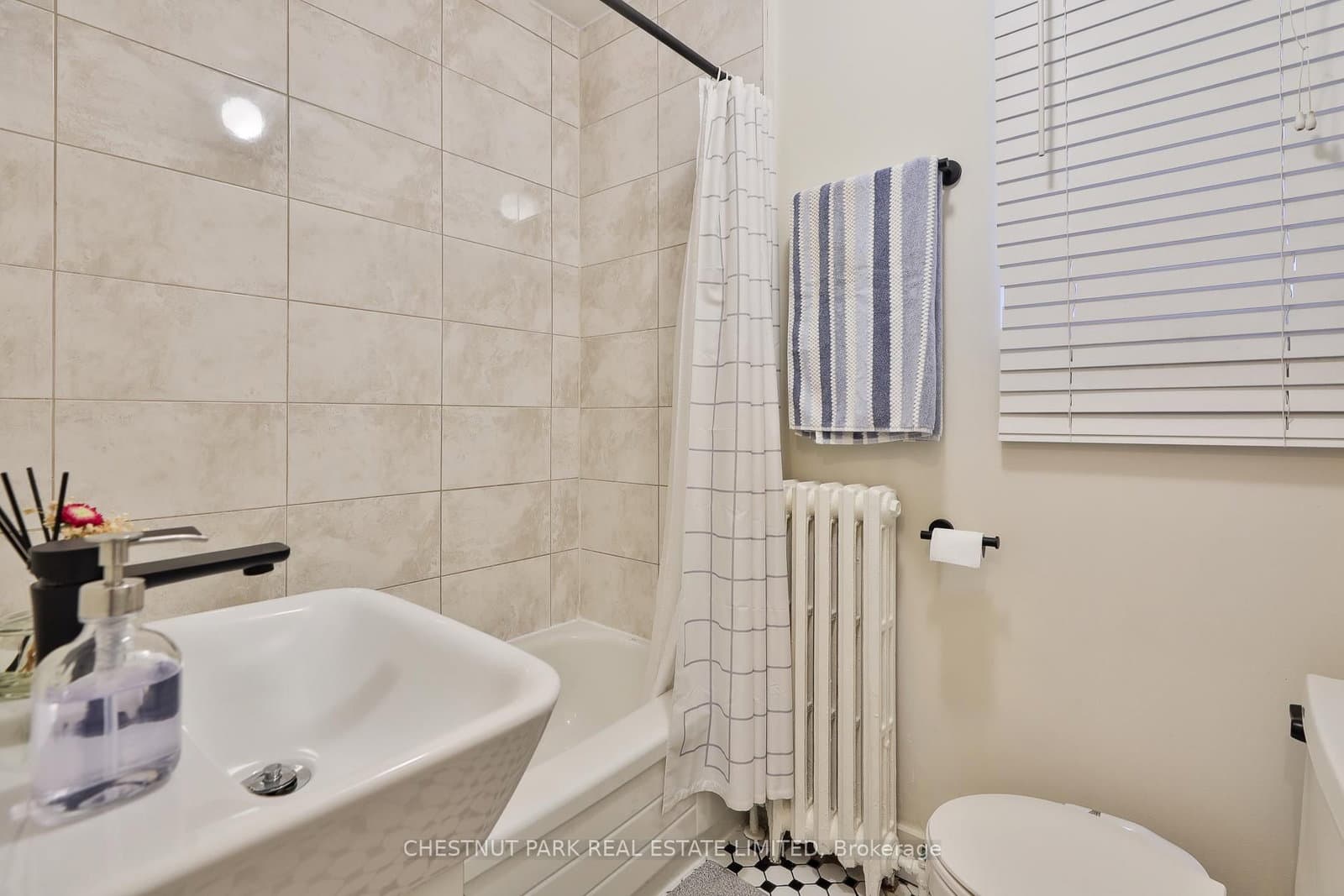 1648 Bathurst Street, Unit 5 thumbnail 25